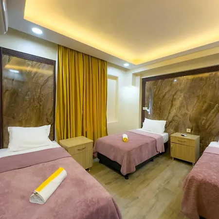 Oez Duenya Hotel *