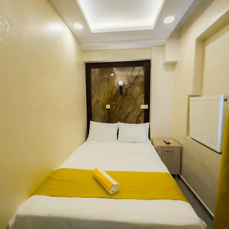 Hotel Oez Duenya *