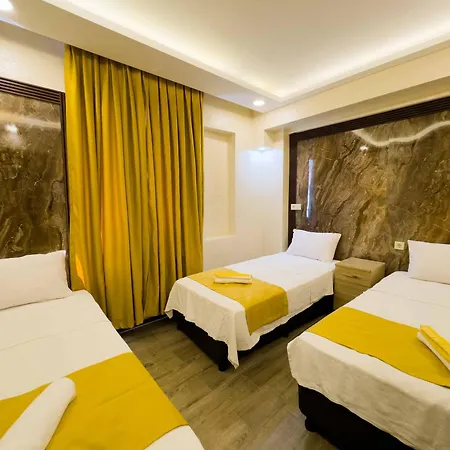 Hotel Oez Duenya *