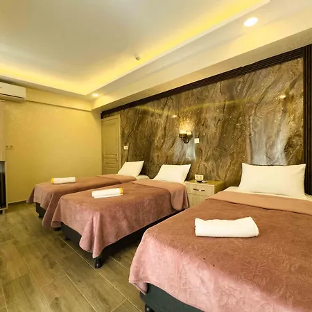 Oez Duenya Istanbul