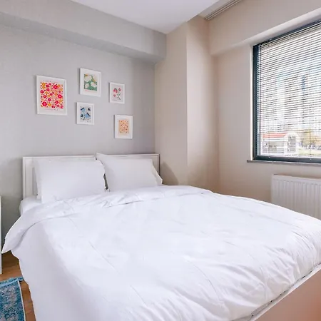 Colorful Flat Near Torium And Beylikduzu Metrobus Apartman Isztambul