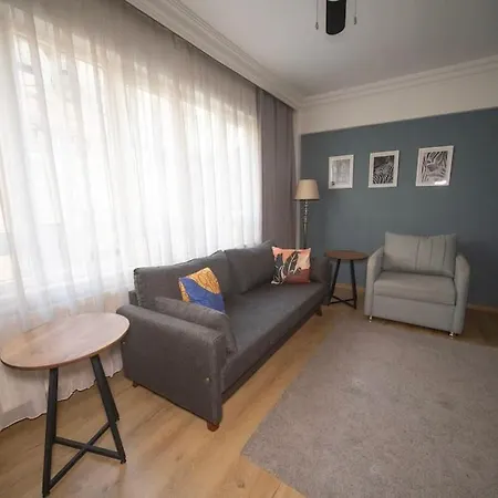 Apartment Aka *