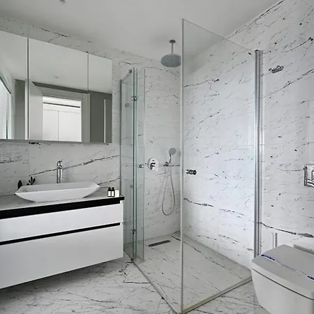 Cozy Bright W Parking, Poolviews! #237 Istanbul