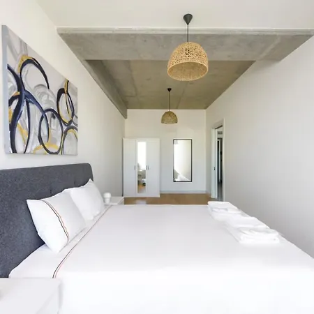 Bright Lovely Deluxe 1bd Condopoolviews! #134