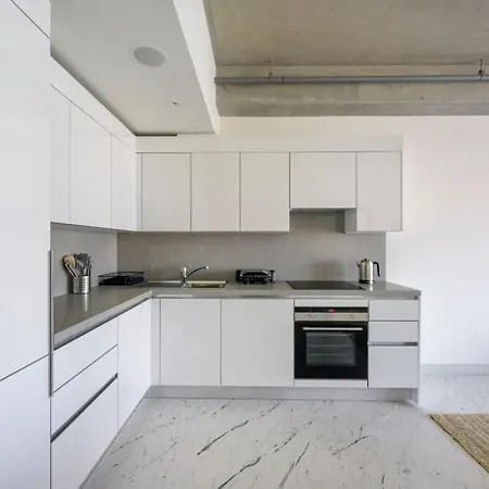 Bright Lovely Deluxe 1bd Condopoolviews! #134 Istanbul