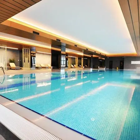 Bright Lovely Deluxe 1bd Condopoolviews! #134 *