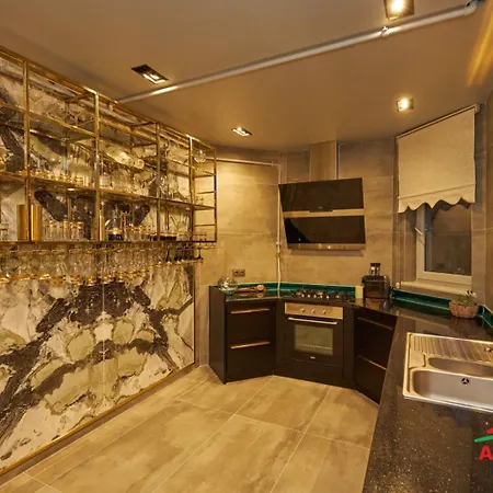 Kiralik Luks Malikane Villa Istanbul