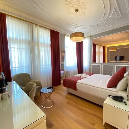 Triada Taksim - Special Category Provincia di Istanbul