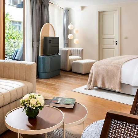 Ecole St. Pierre Отель 4*