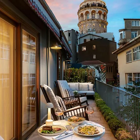 Ecole St. Pierre 4* Стамбул