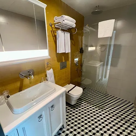 Hotel Weingart Istanbul