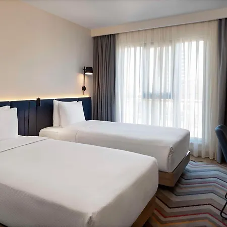 Hampton By Hilton Merter Otel 3*