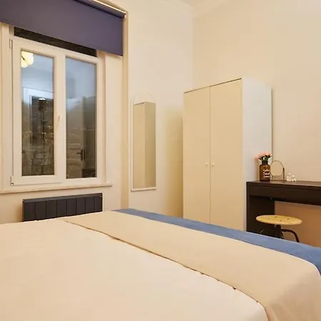 Apartment Stunning 3br 2bath Ac In Center - Santurd4 Istanbul