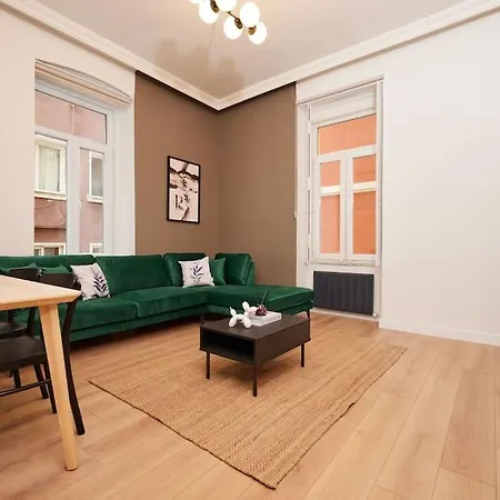 Apartment Charming 2br Ac In Center - Santur D1 Istanbul