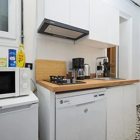 Apartment Charming 2br Ac In Center - Santur D1
