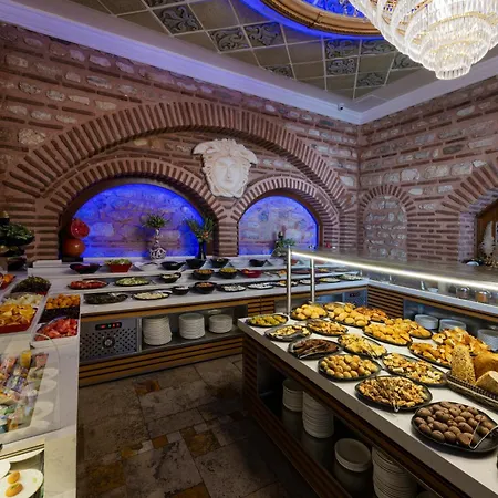 Seven Hills Palace & İstanbul