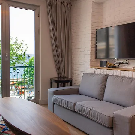 Waterfront With A Stunning View Apartment Istanbul