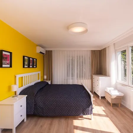 Contemporary Waterfront With A Stunning View Apartamento Estambul
