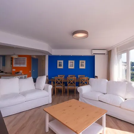 Contemporary Waterfront With A Stunning View Apartamento *