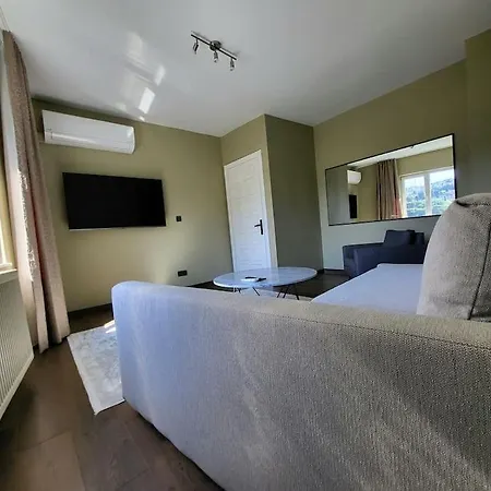 Apartament Hills Hideaway *