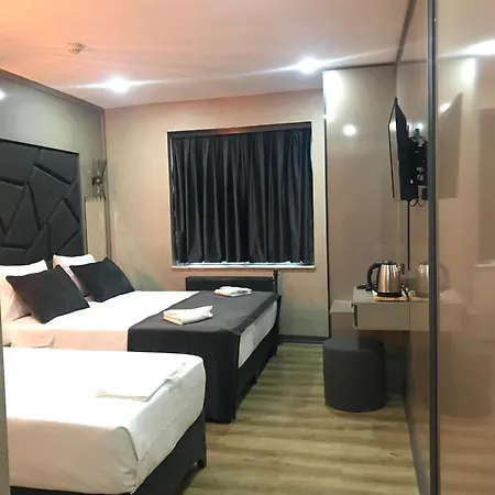Miss Royal & Spa Ξενοδοχείο 3*