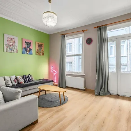 Flat 5 Min To Kadikoey Coastline Holiday home *