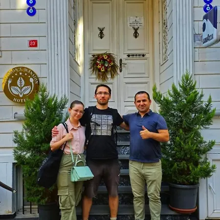 Hotel Solomon's Mansion *