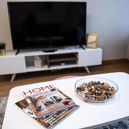 Full Near Osmanbey Metro Nianta * Istanbul