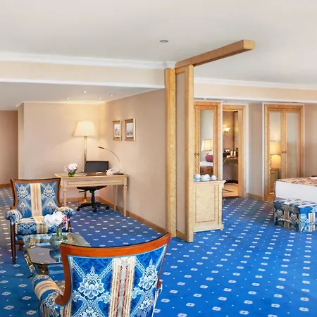 מלון Intercontinental By Ihg 5*