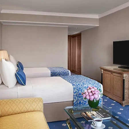 מלון Intercontinental By Ihg 5*