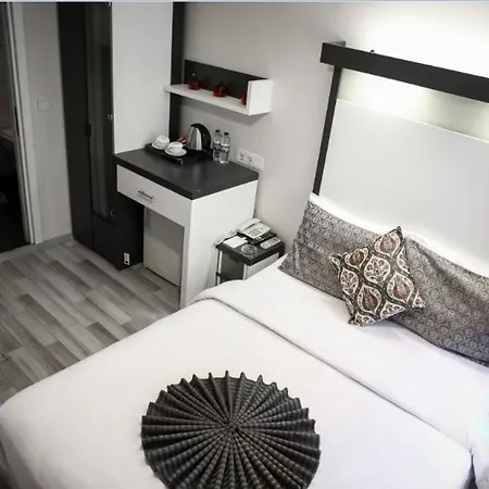 The Street By Platine Apartment