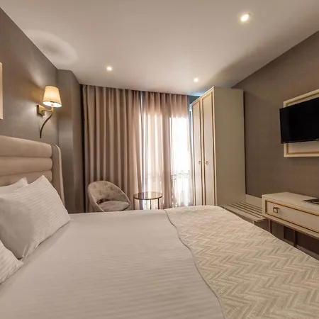 Mr Beyaz Hotel *