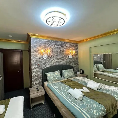 Hotel Guer Royal Aparts 3*