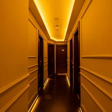 Viv Hotel 4*