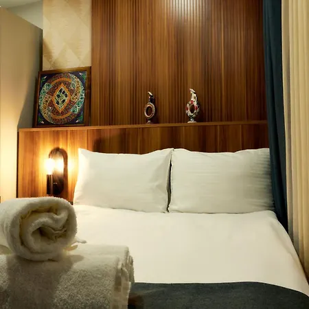 Otel Le Port Karakoey