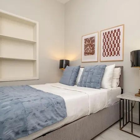 Apartment Historical 2-bedroom *