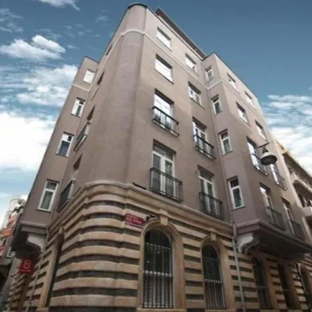 Hotel Misafir 8