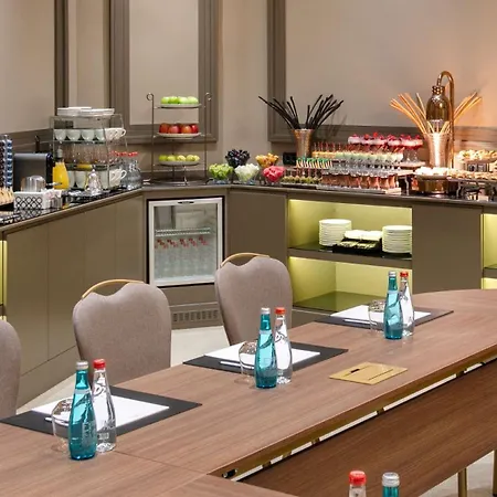 Intercontinental By Ihg מלון 5*