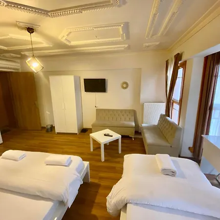 Otel Akaretler *