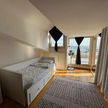 Wonder Homes- Luxury Flat With Taksim Square And Park View Apartment
