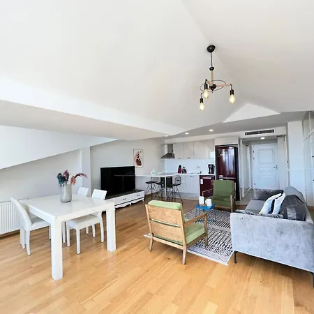 Wonder Homes- Luxury Flat With Taksim Square And Park View * Istanbul