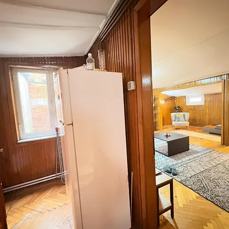 Bohemian Flat, 2br, In Taksim Square, Beyoglu * Estambul