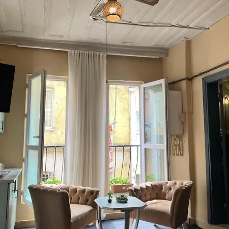 Authentic Flat Close To Istiklal Avenue * Istanbul
