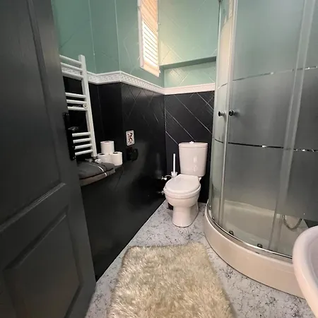 Apartment Authentic Flat Close To Istiklal Avenue