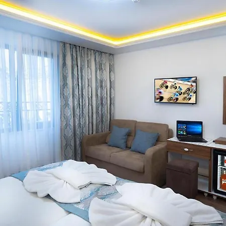 In Guest * Istanbul