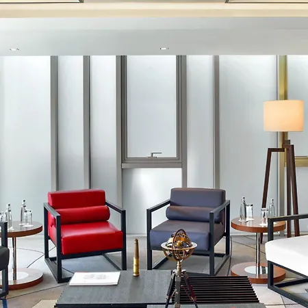 Le Meridien Etiler 5*