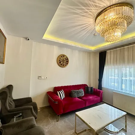 Aram Edessa Hotel 3*