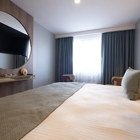 Buke Bomonti Hotel