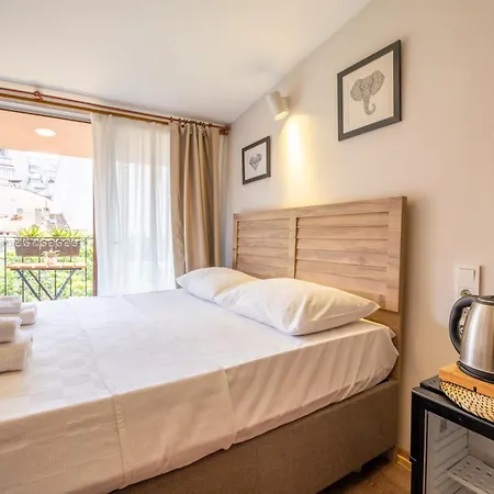 La Perla Hotel 3*