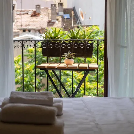 Hotel La Perla 3*
